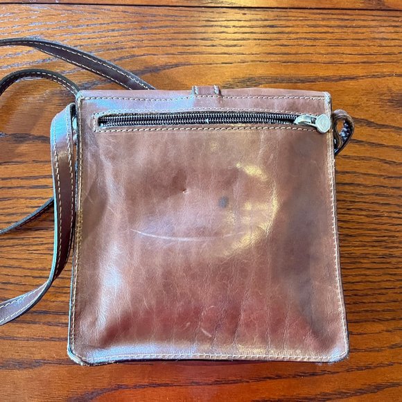 The Trend Leather Crossbody Bag – Tan - Picture 3 of 4